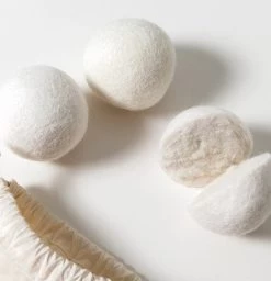 Geniet Van Gemak® | Herbruikbare Wollen Drogerballen | Wasbollen | Schaapswol | Duurzame En Energiebesparende Wasballen | 6 XL Drogerballen 18 Geniet Van Gemak® | Herbruikbare Wollen Drogerballen | Wasbollen | Schaapswol | Duurzame En Energiebesparende Wasballen | 6 XL Drogerballen -Schoonmaakartikelen Winkel 1159x1200 1
