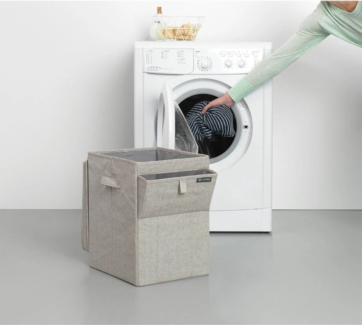 Brabantia Wasmand Met Deksel - Stapelbaar - 35 L - Grey 9 Brabantia Wasmand Met Deksel - Stapelbaar - 35 L - Grey - Afbeelding 7