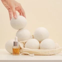 Apeiron Drogerballen - Droogballen - 6 XL Wasbollen - Droger - Duurzaam - Wasmachine - Wasverzachter - Energie Besparen - Zero Waste - Schapenvacht - Wol -Schoonmaakartikelen Winkel 1200x1200 577