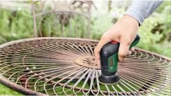 Bosch Universal Brush - Snoerloze Reiningsborstel -Schoonmaakartikelen Winkel 1200x681 4