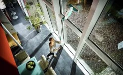 Leifheit Dry & Clean Ruitenreiniger Met Steel (43 Cm), Inwasser En Smalle Zuigmond (17 Cm) Click System 40 Leifheit Dry & Clean Ruitenreiniger Met Steel (43 Cm), Inwasser En Smalle Zuigmond (17 Cm) Click System -Schoonmaakartikelen Winkel 1200x735 1