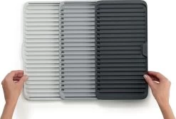 Joseph Joseph - Tier - Afdruipmat - Uitschuifbaar - Grijs -Schoonmaakartikelen Winkel 1200x814 1