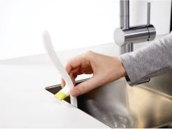 Joseph Joseph Edge Vaatwasborstel - Met Ingebouwde Gootsteensteun - Antraciet -Schoonmaakartikelen Winkel 1200x904