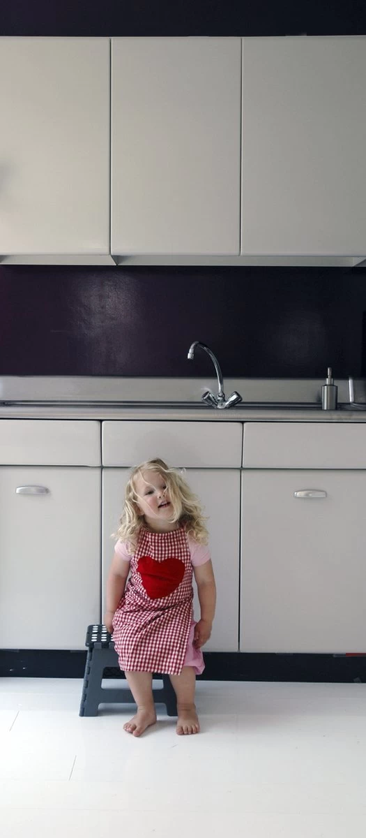 PUHLMANN - Inklapbare Kruk, JAMES, Plastic, Grijs, 22 Cm Hoog, Max 100 Kilo 6 PUHLMANN - Inklapbare Kruk, JAMES, Plastic, Grijs, 22 Cm Hoog, Max 100 Kilo - Afbeelding 4