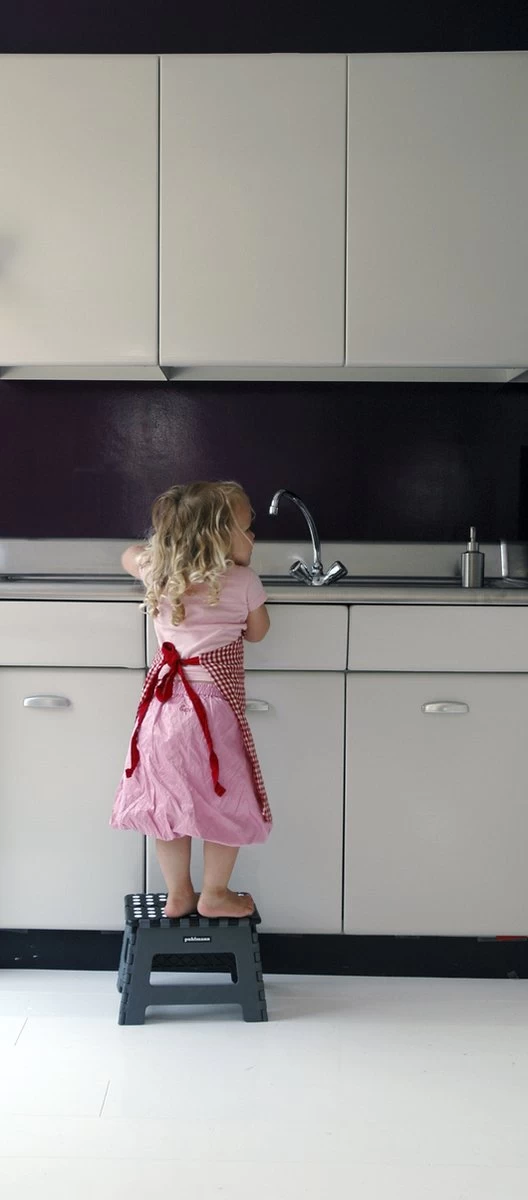 PUHLMANN - Inklapbare Kruk, JAMES, Plastic, Grijs, 22 Cm Hoog, Max 100 Kilo 4 PUHLMANN - Inklapbare Kruk, JAMES, Plastic, Grijs, 22 Cm Hoog, Max 100 Kilo - Afbeelding 2