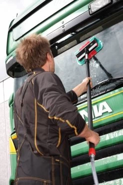 Vikan 524752 Hoekborstel Met Watertoevoer High/Low 280mm Zacht/Gespleten Haren 19 Vikan 524752 Hoekborstel Met Watertoevoer High/Low 280mm Zacht/Gespleten Haren -Schoonmaakartikelen Winkel 799x1200 6