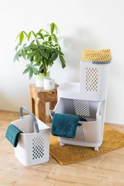 Sens Design Wasmanden Met Deksel - Wassorteerder 3 Vakken Op Wieltjes -Schoonmaakartikelen Winkel 800x1200 25